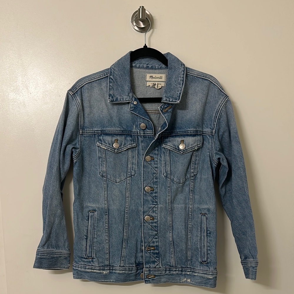 Madewell - Oversized Trucker Jean Jacket